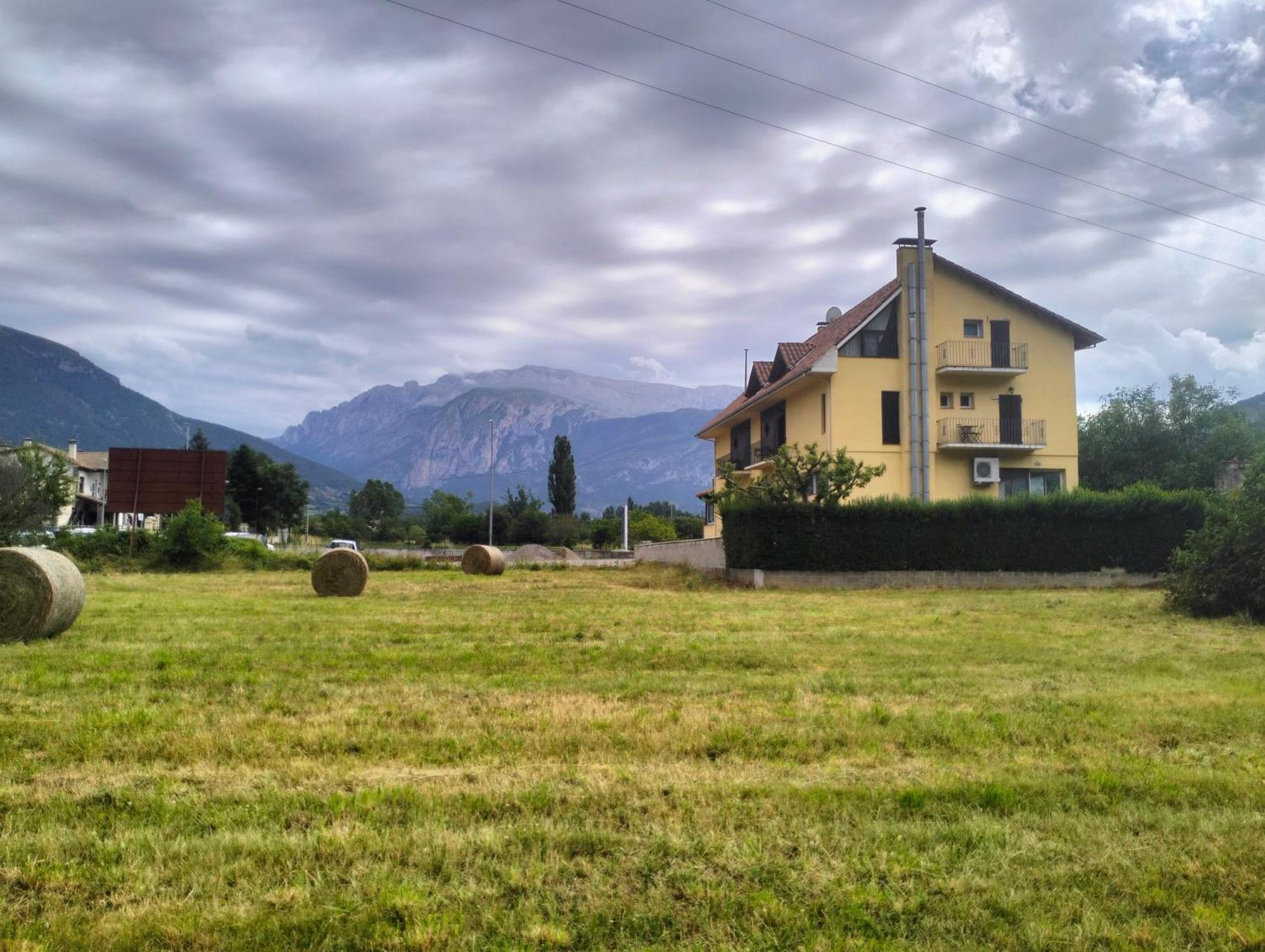 Hostal Turbon Кампо Экстерьер фото